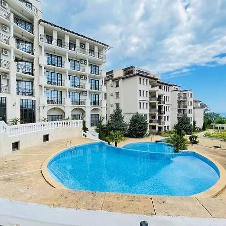 Apartament In The Cliff Beach & Spa **** Lejlighed